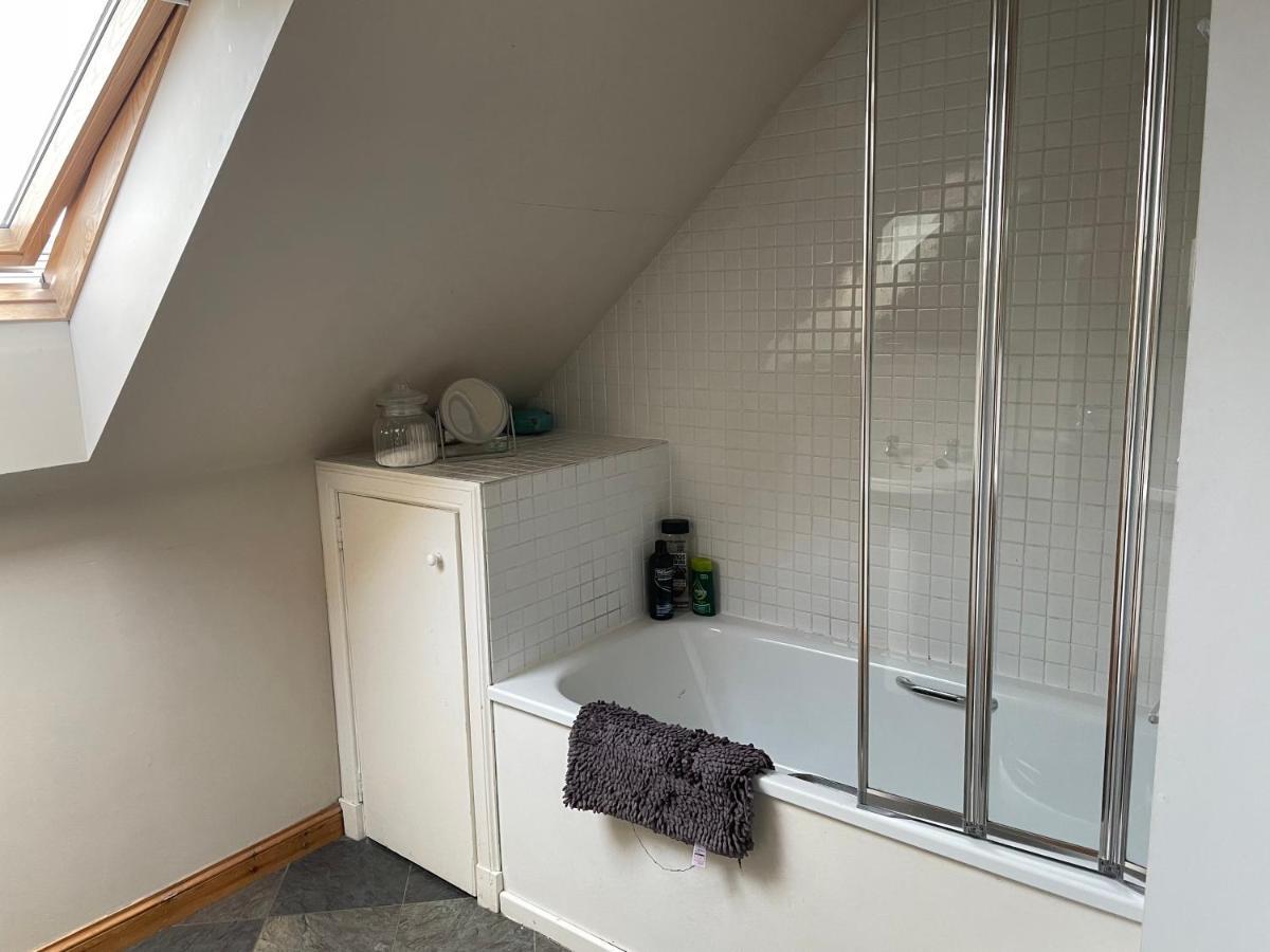 Bed and Breakfast 9 Kirk Road Cromdale Екстер'єр фото