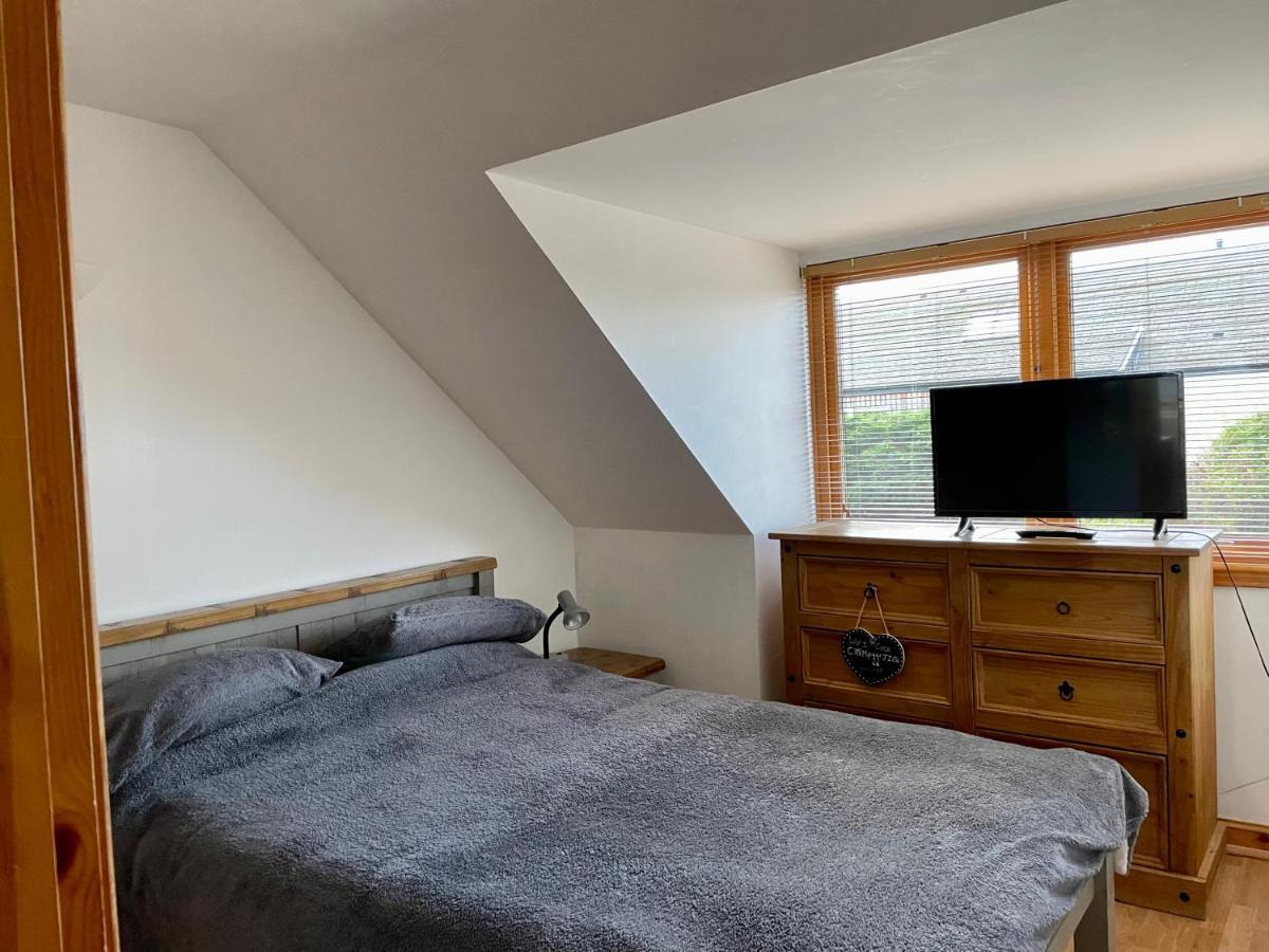 Bed and Breakfast 9 Kirk Road Cromdale Екстер'єр фото
